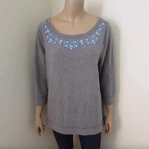 NWT Hollister Womens Embriodered Sweater Size Large Top Shirt Sweatshirt Gray - Picture 1 of 4